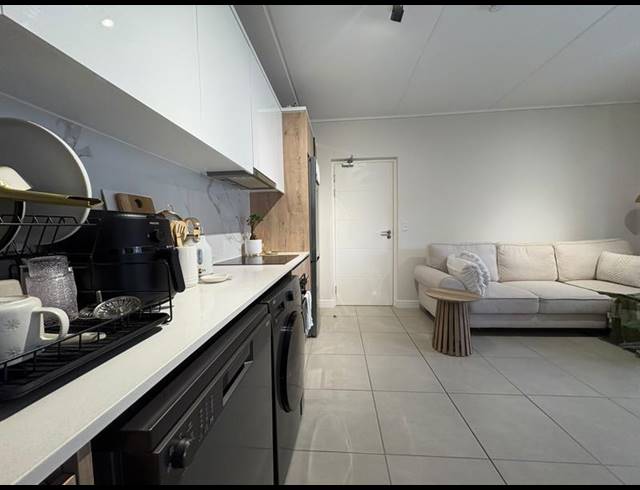 1 BEDROOM PROPERTY TO RENT IN RICHWOOD